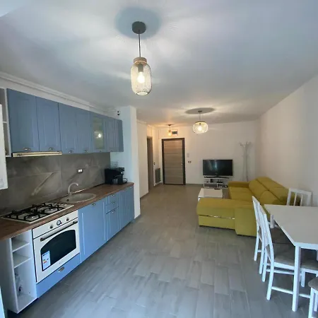 Dais Apartment Alezzi Beach Resort Năvodari